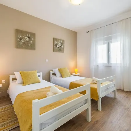 Poolincluded Barba Skabrnje