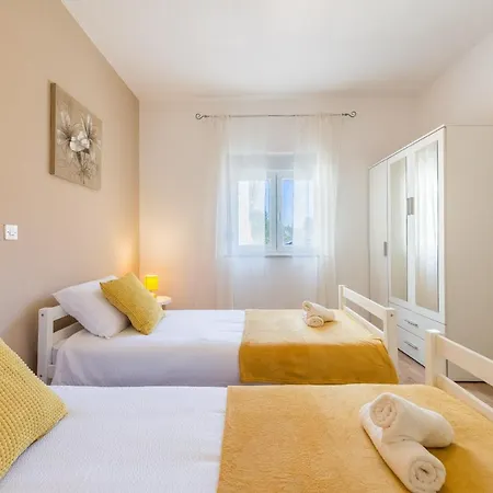 Poolincluded Barba Casa vacanze Skabrnje