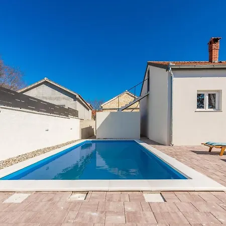 Casa vacanze Poolincluded Barba *